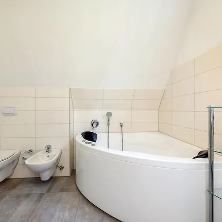 Mara Mit 5 Schlafzimmern Holiday home Glowe